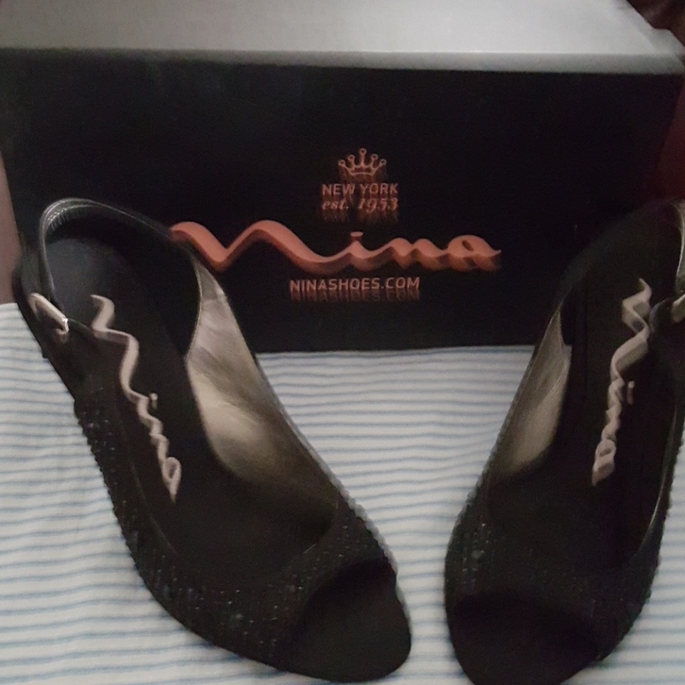 NINA Farlin-LS Black Luster SA Heels